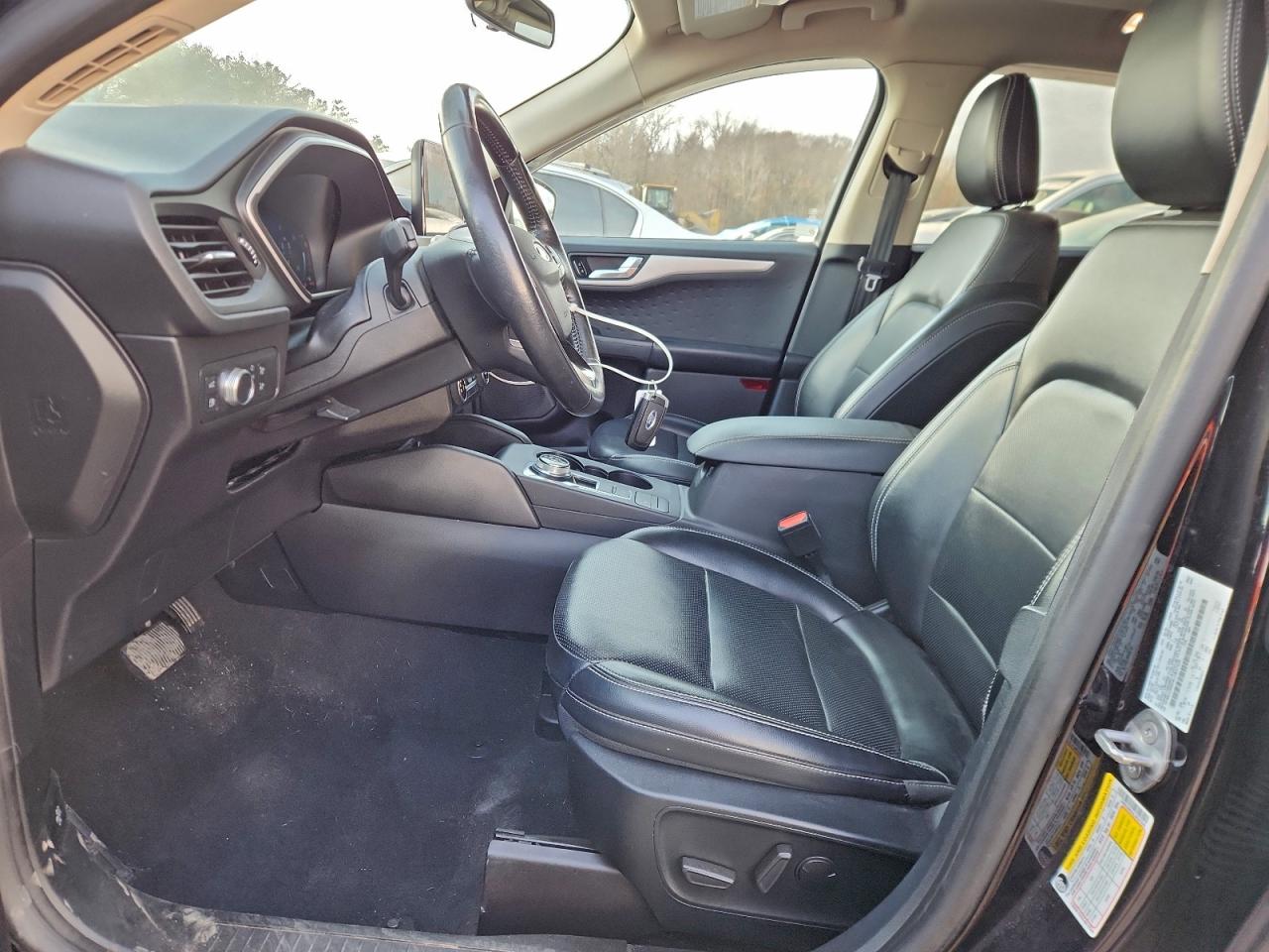 Ford Escape Se Sport Image 2