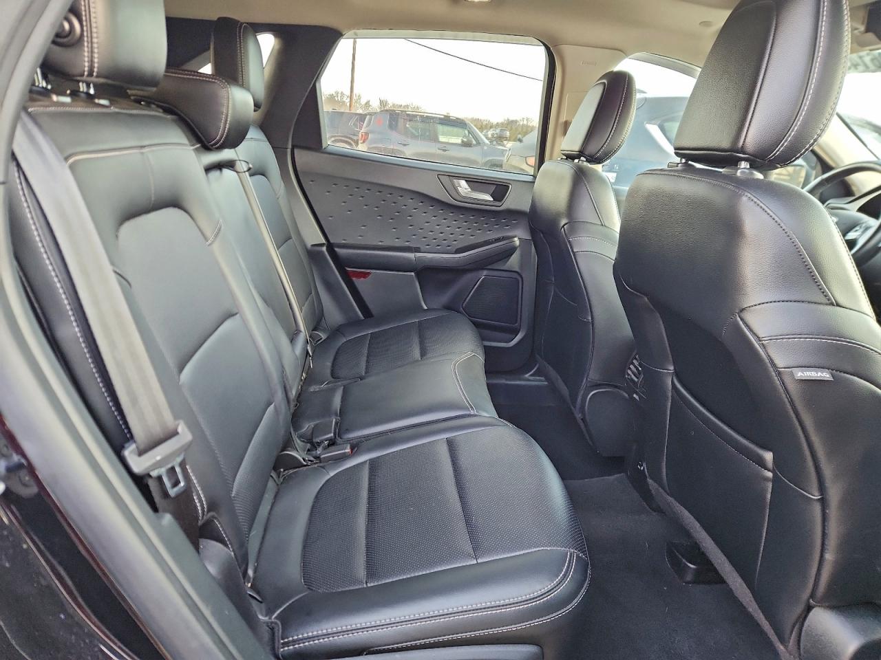 Ford Escape Se Sport Image 3