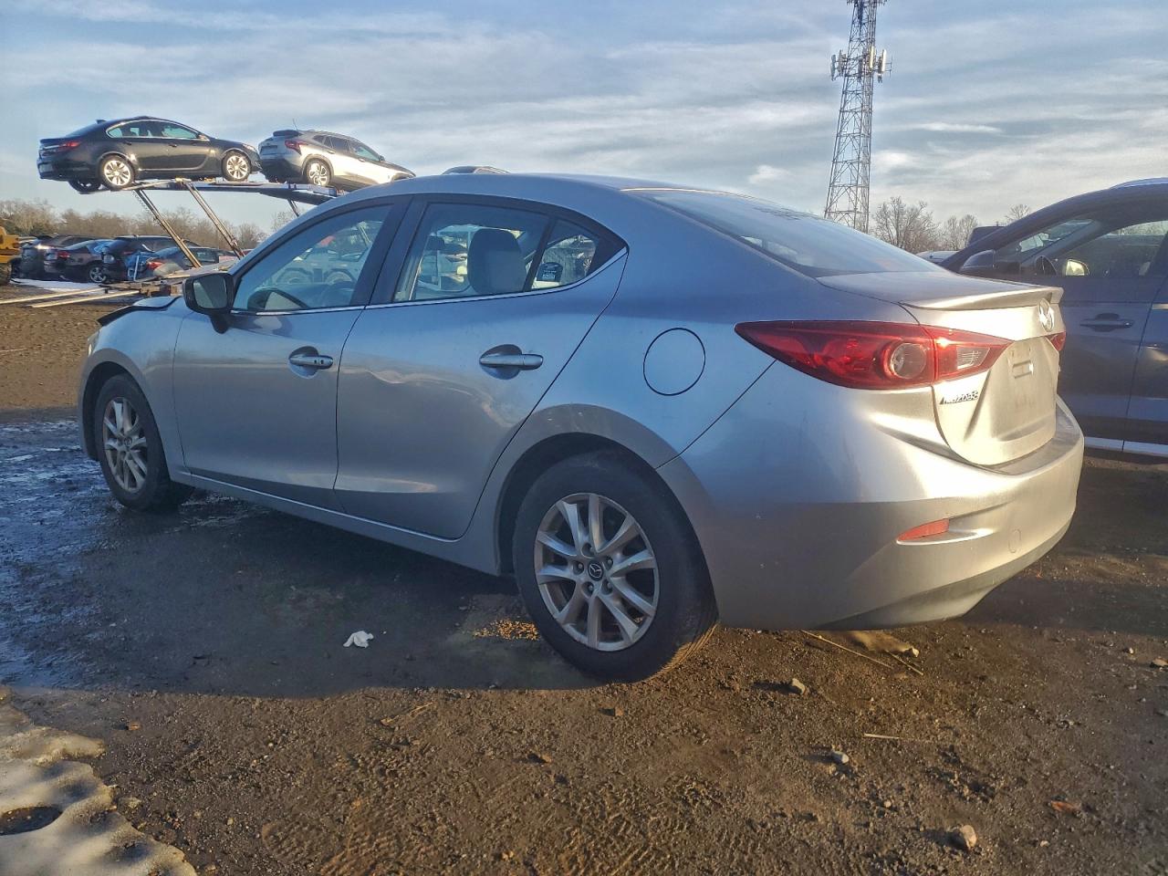 Mazda 3 Touring Image 2