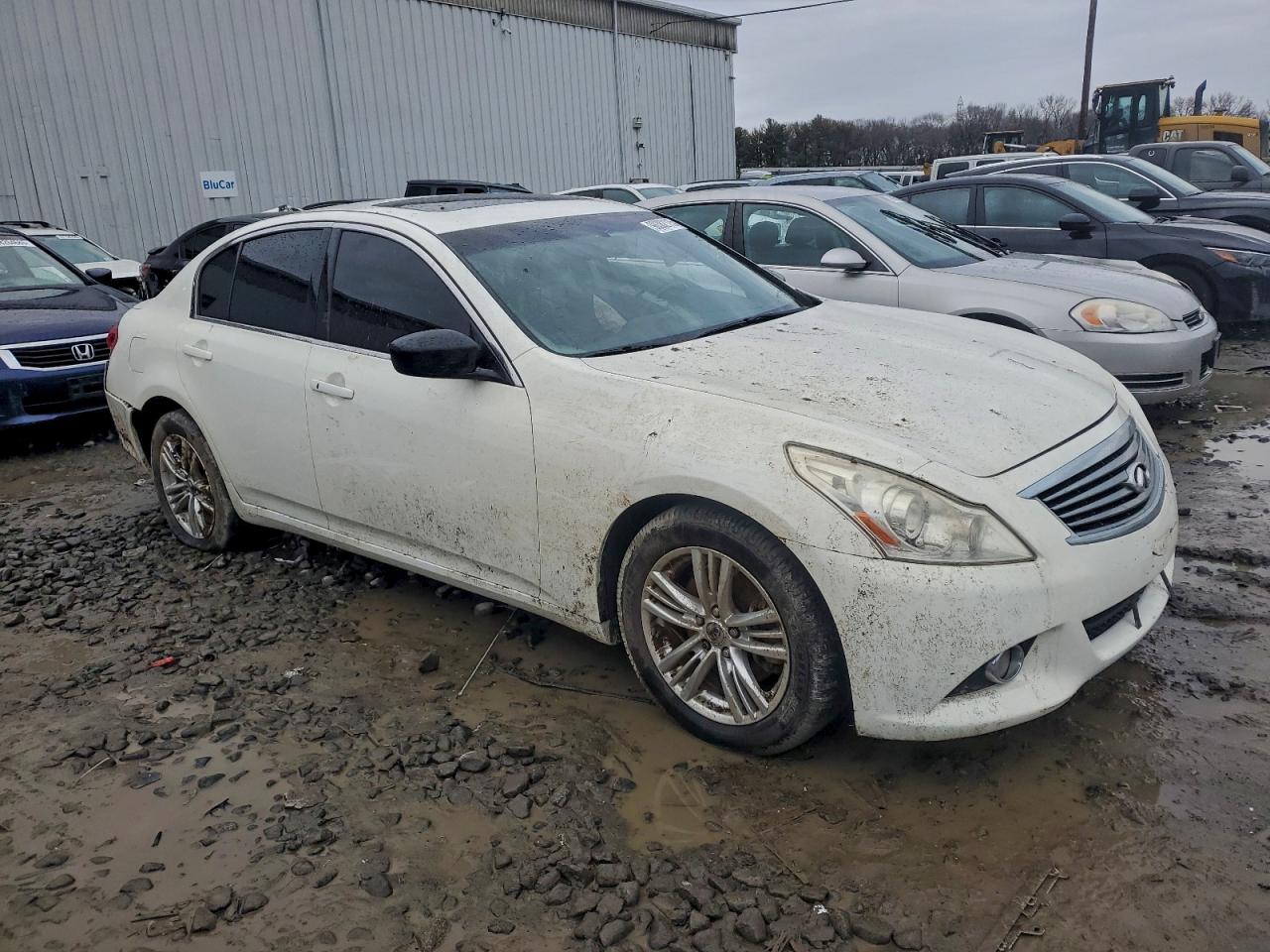 INFINITI G37 Image 4