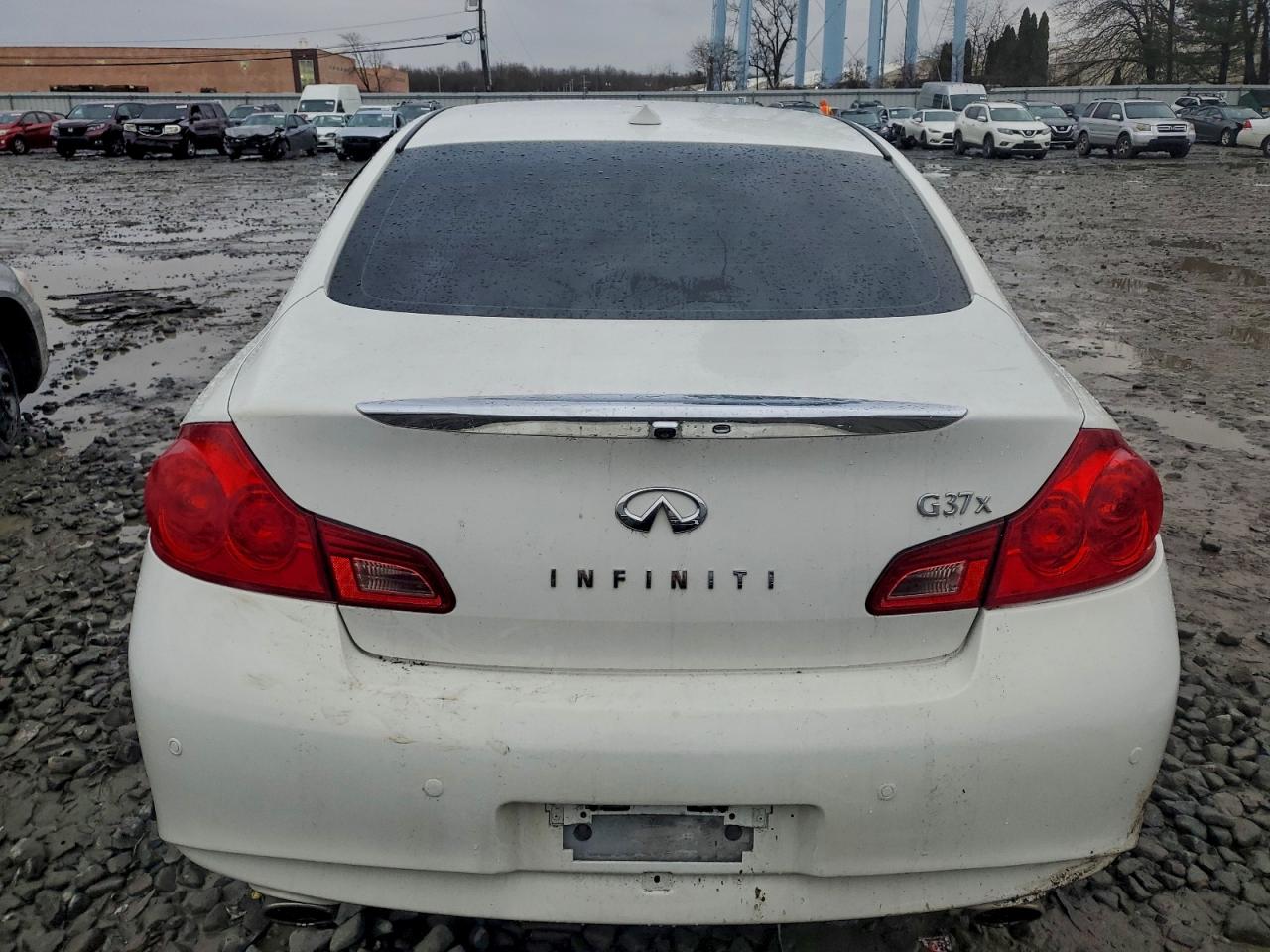 INFINITI G37 Image 6