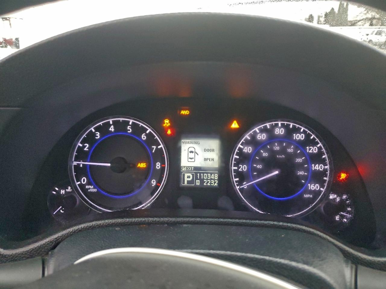 INFINITI G37 Image 8