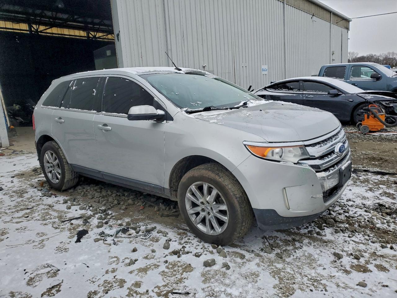 Ford Edge Limited Image 3