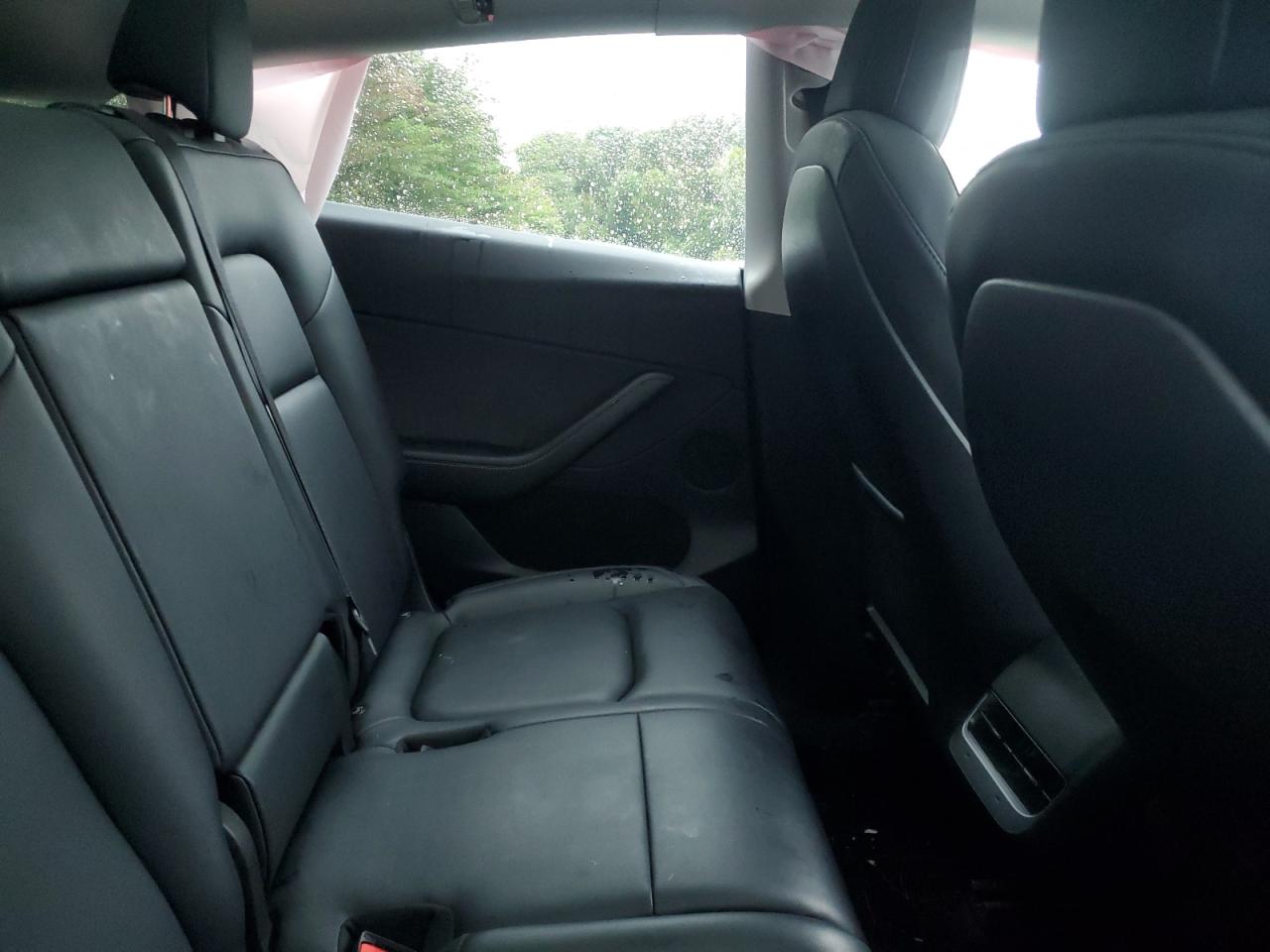 Tesla Model Y Image 3