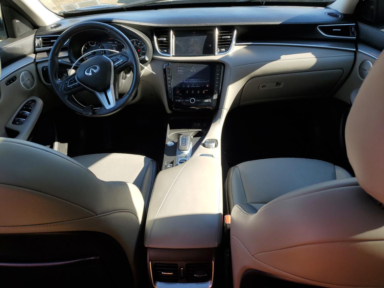 INFINITI Qx Luxe Image 4