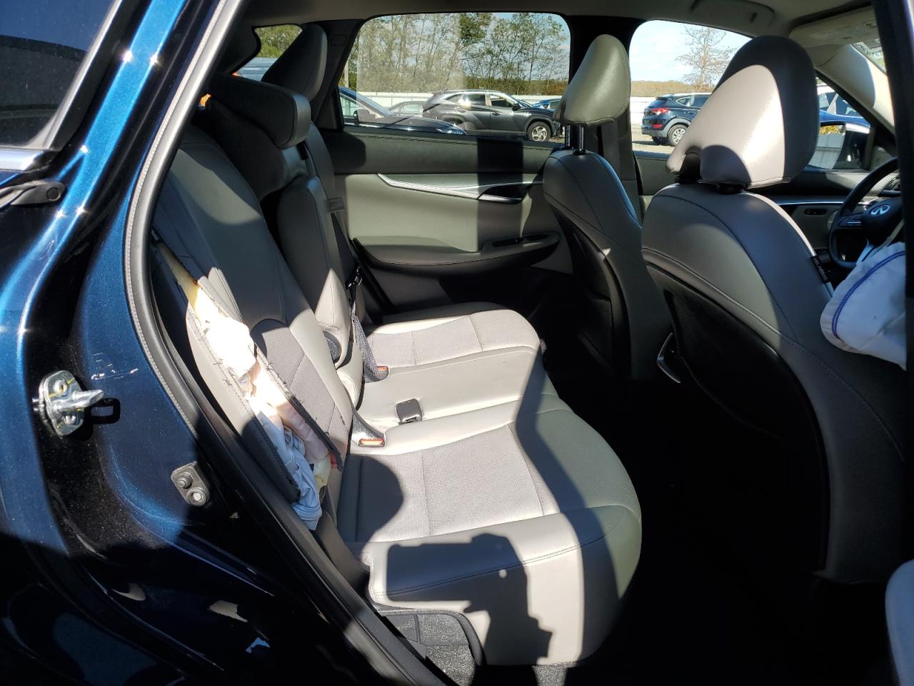 INFINITI Qx Luxe Image 9