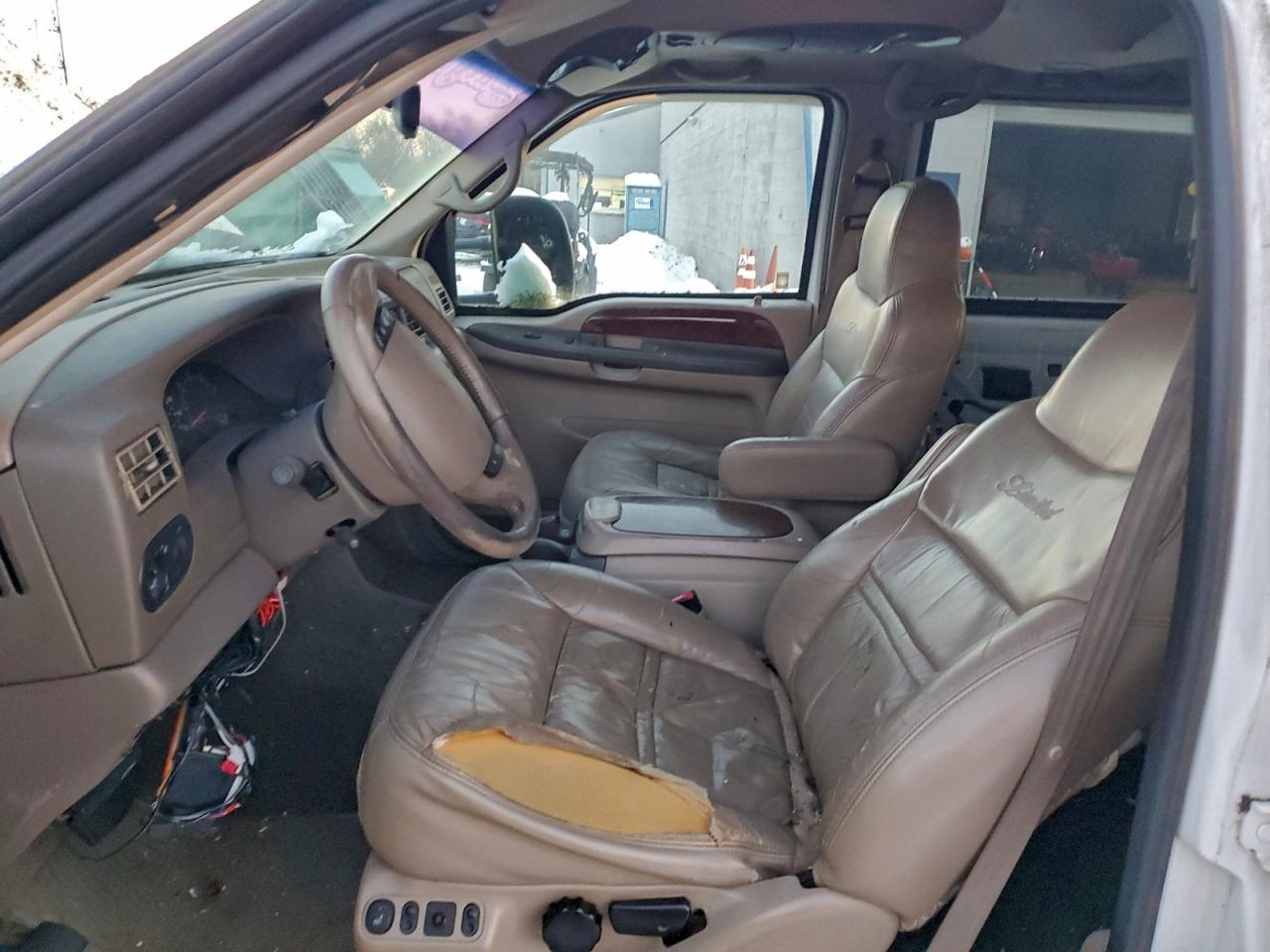 Ford Excursion Limited Image 5